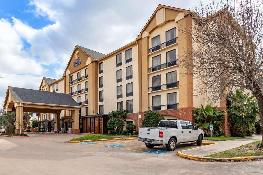 Comfort Inn & Suites Houston I-10 West Energy Corridor Экстерьер фото
